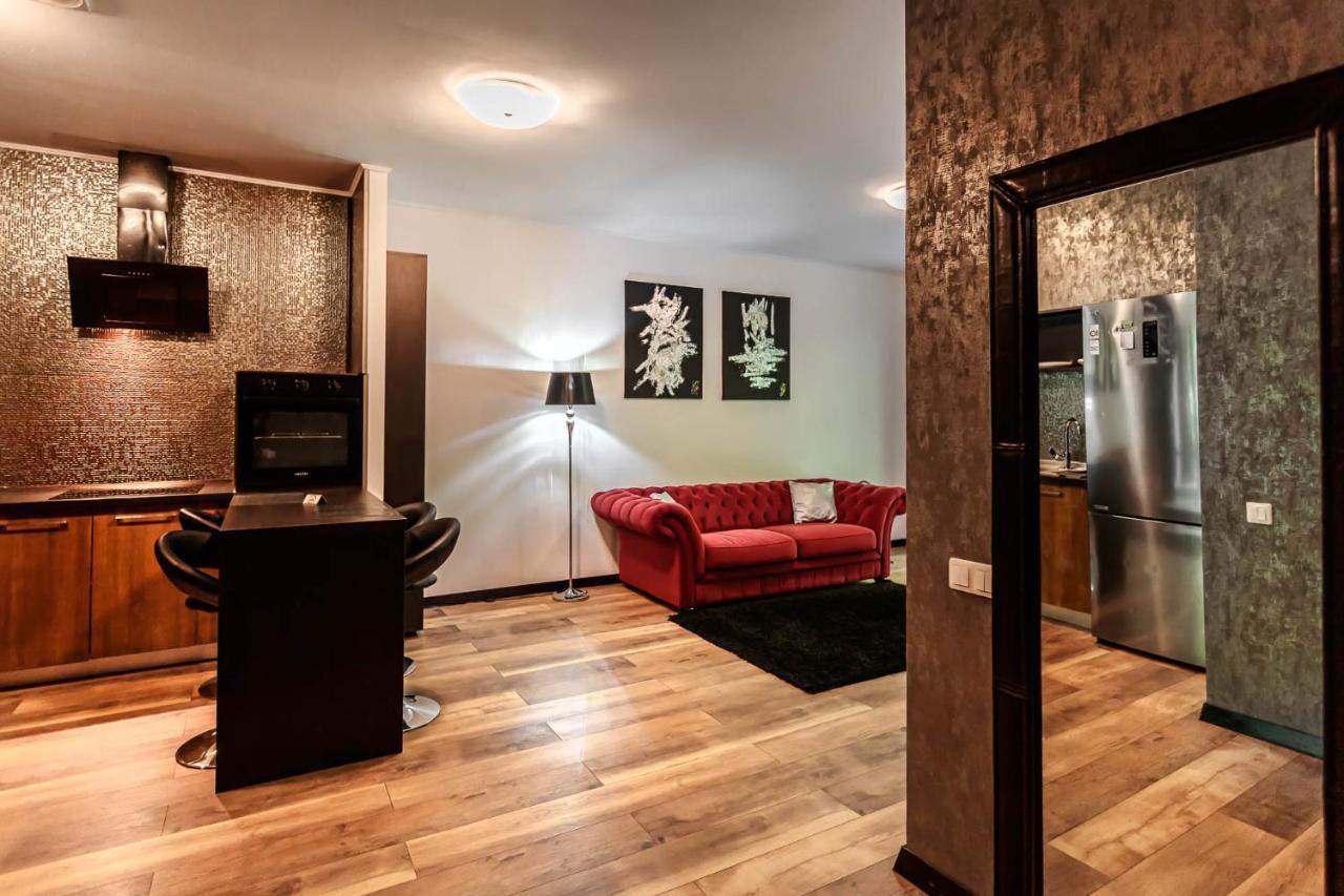 Tampa Gardens Apartments - Adults Only Μπρασόβ Εξωτερικό φωτογραφία