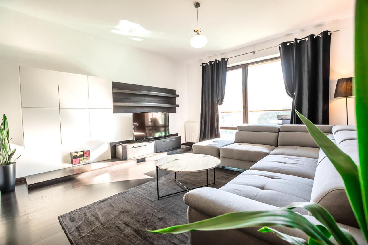Tampa Gardens Apartments - Adults Only Μπρασόβ Εξωτερικό φωτογραφία