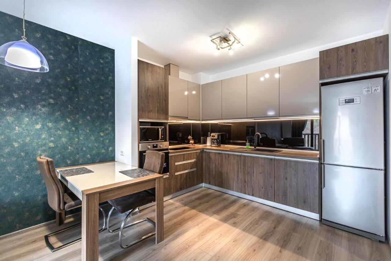 Tampa Gardens Apartments - Adults Only Μπρασόβ Εξωτερικό φωτογραφία