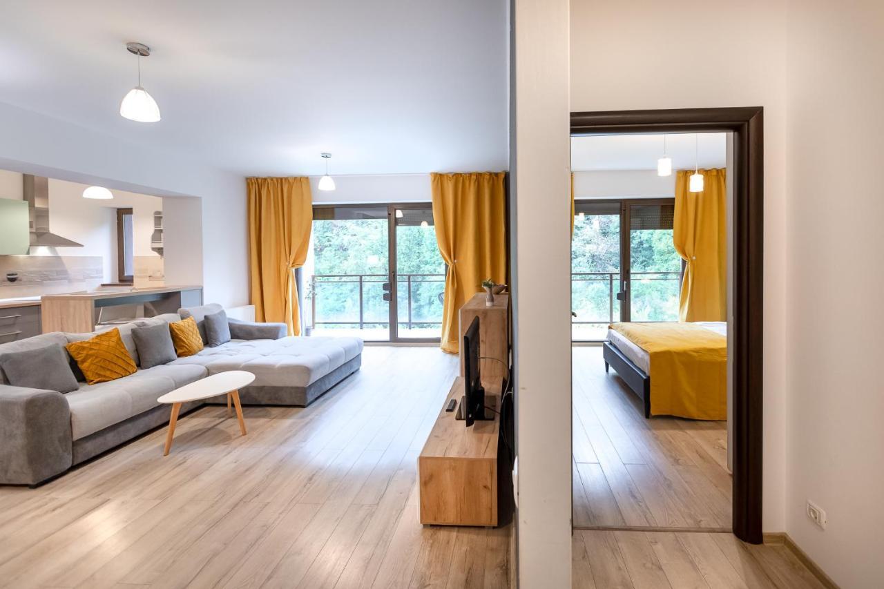Tampa Gardens Apartments - Adults Only Μπρασόβ Εξωτερικό φωτογραφία