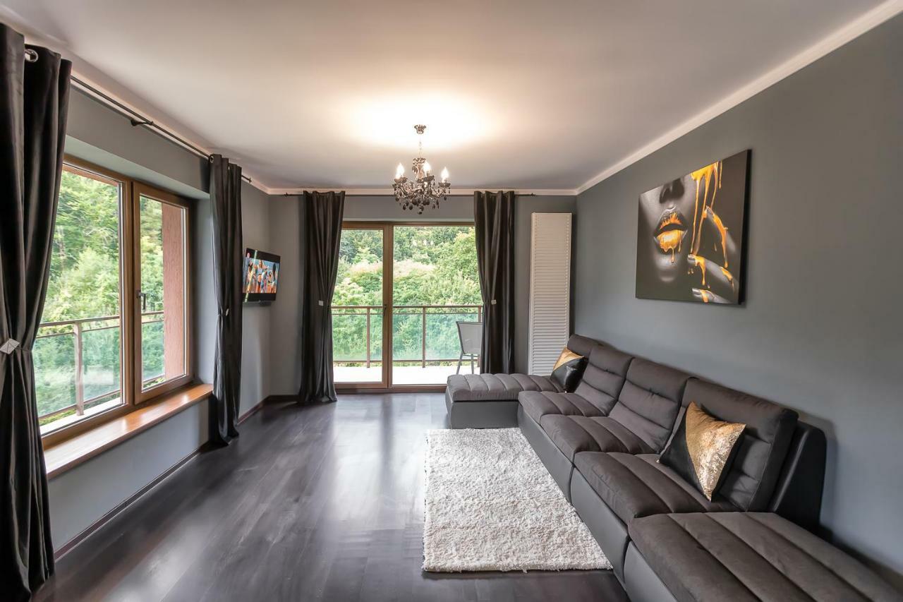 Tampa Gardens Apartments - Adults Only Μπρασόβ Εξωτερικό φωτογραφία